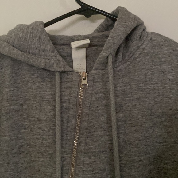 H&M basic zip up - Picture 2 of 3